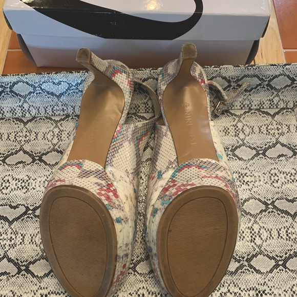 Nine West Snakeskin Sling Back Heels in Cream/Pink/Turquoise/Tan/Taupe Colors - Picture 5 of 6